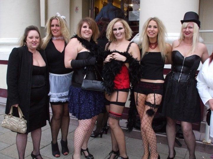 25P Naughty British Women 8