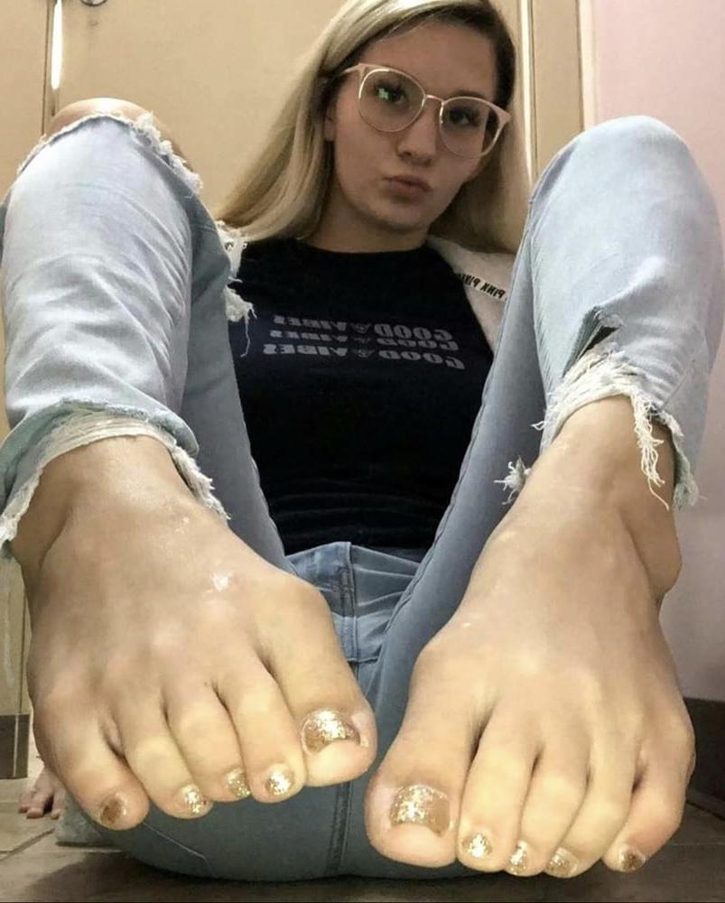 25P Sexy with toes pt3