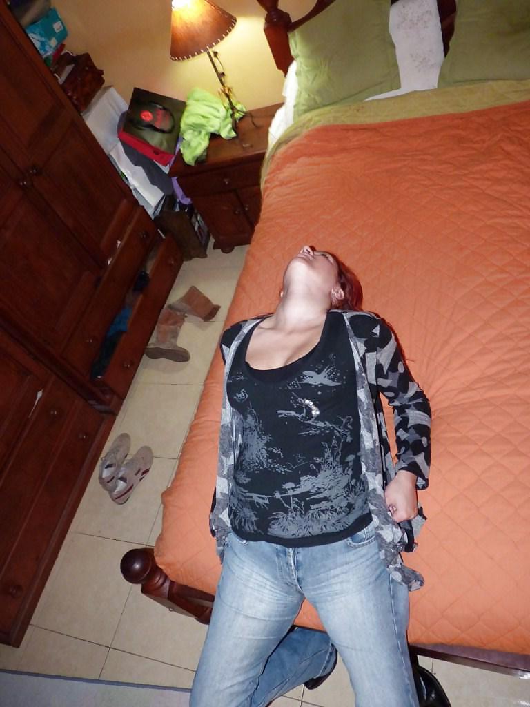 25P CAROLA - AMATEUR MATURE BITCH XVII