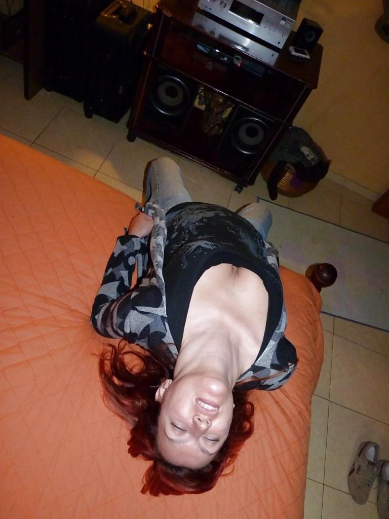 25P CAROLA - AMATEUR MATURE BITCH XVII