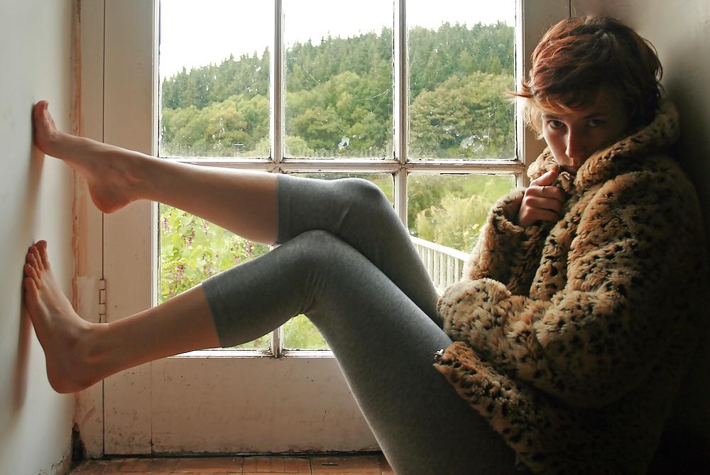 24P Teens and feet 4