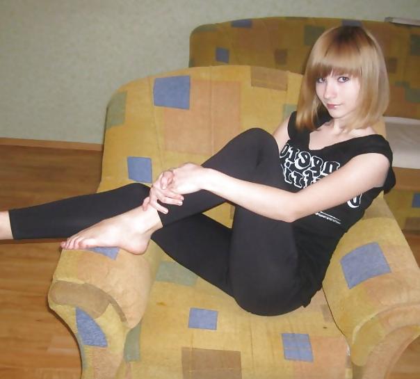 24P Teens and feet 4