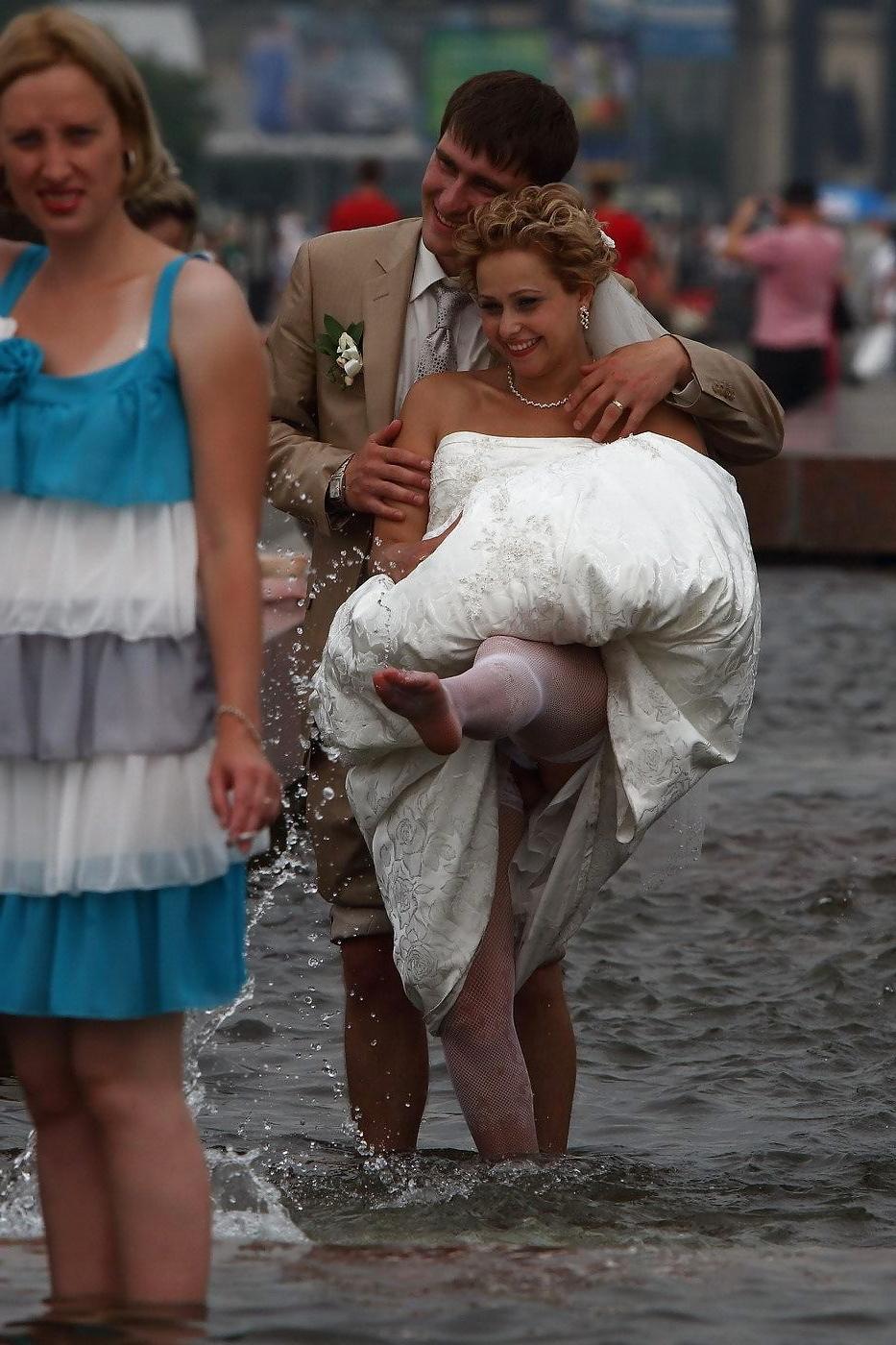 19P Sexy bride