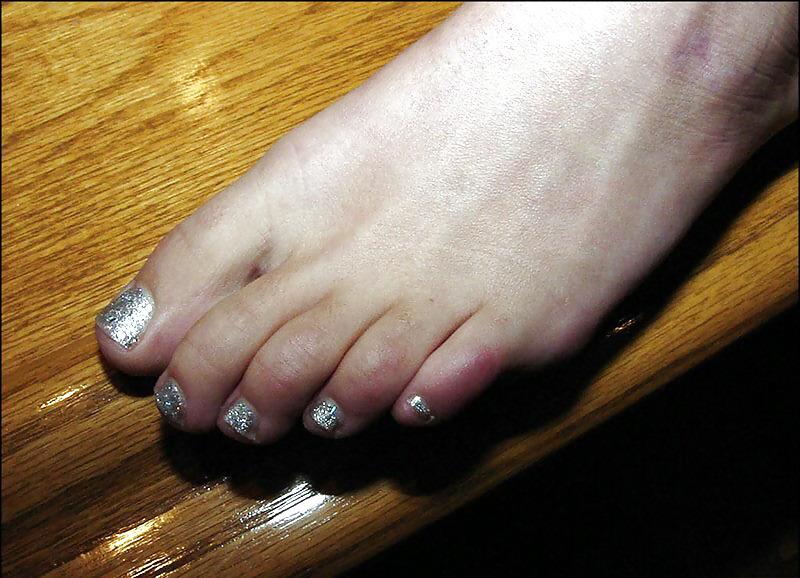 25P A friends sexy feet.