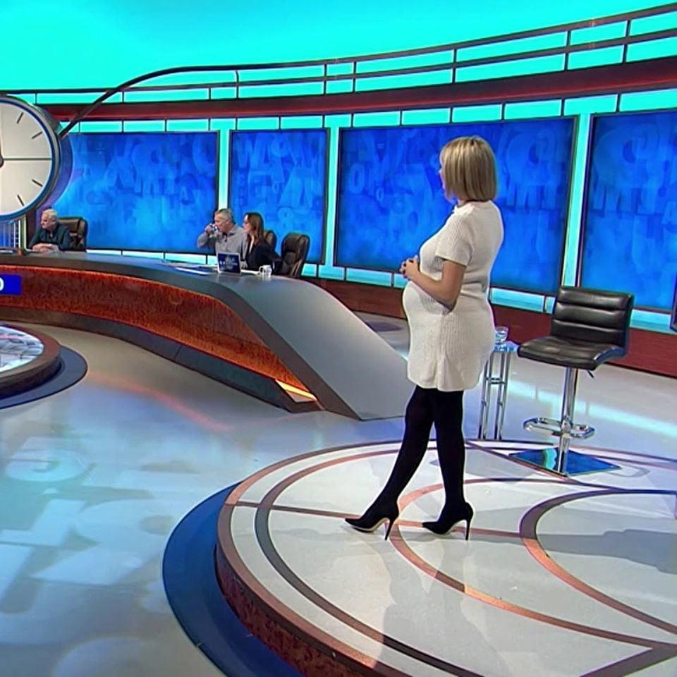 25P Queen of Countdown- Rachel Riley pt213