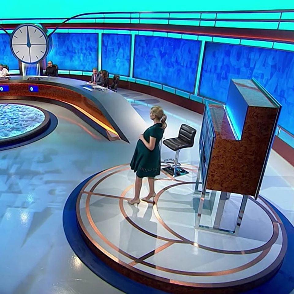 25P Queen of Countdown- Rachel Riley pt213