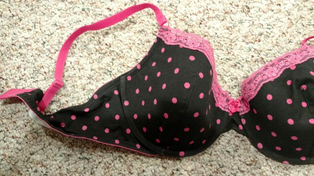 7P Wife's Cute Bras