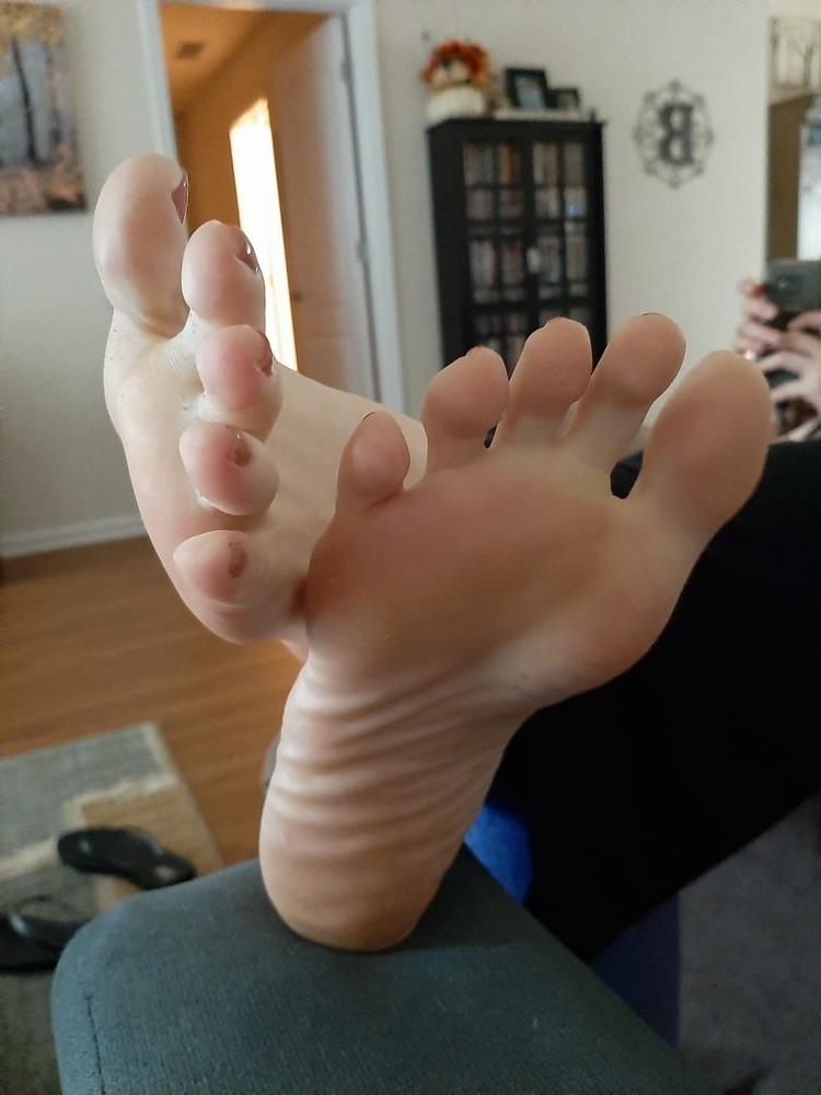 24P Wife's Soles &amp; Toes