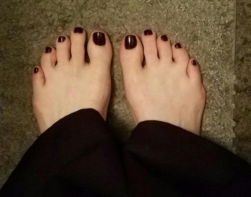 24P Wife's Soles &amp; Toes
