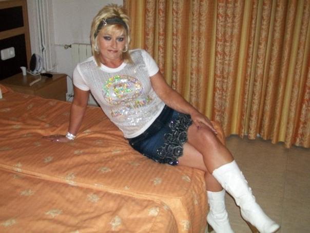 25P Sexy UK British Women 15