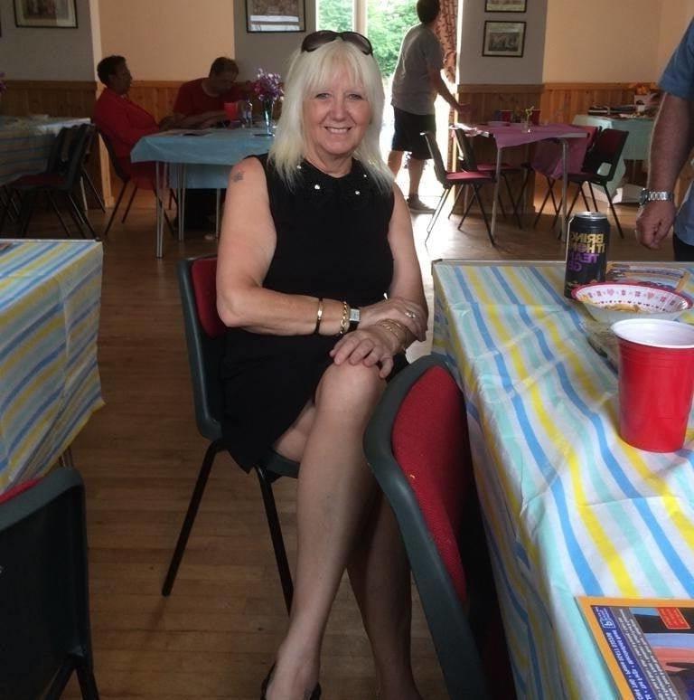 25P Sexy UK British Women 15