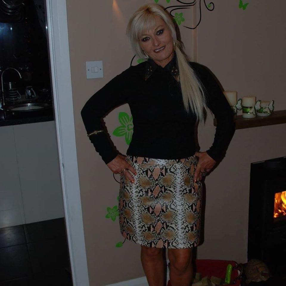 25P Sexy UK British Women 15