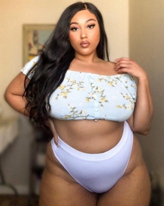 25P Chubby and BBW Amateur - LL96