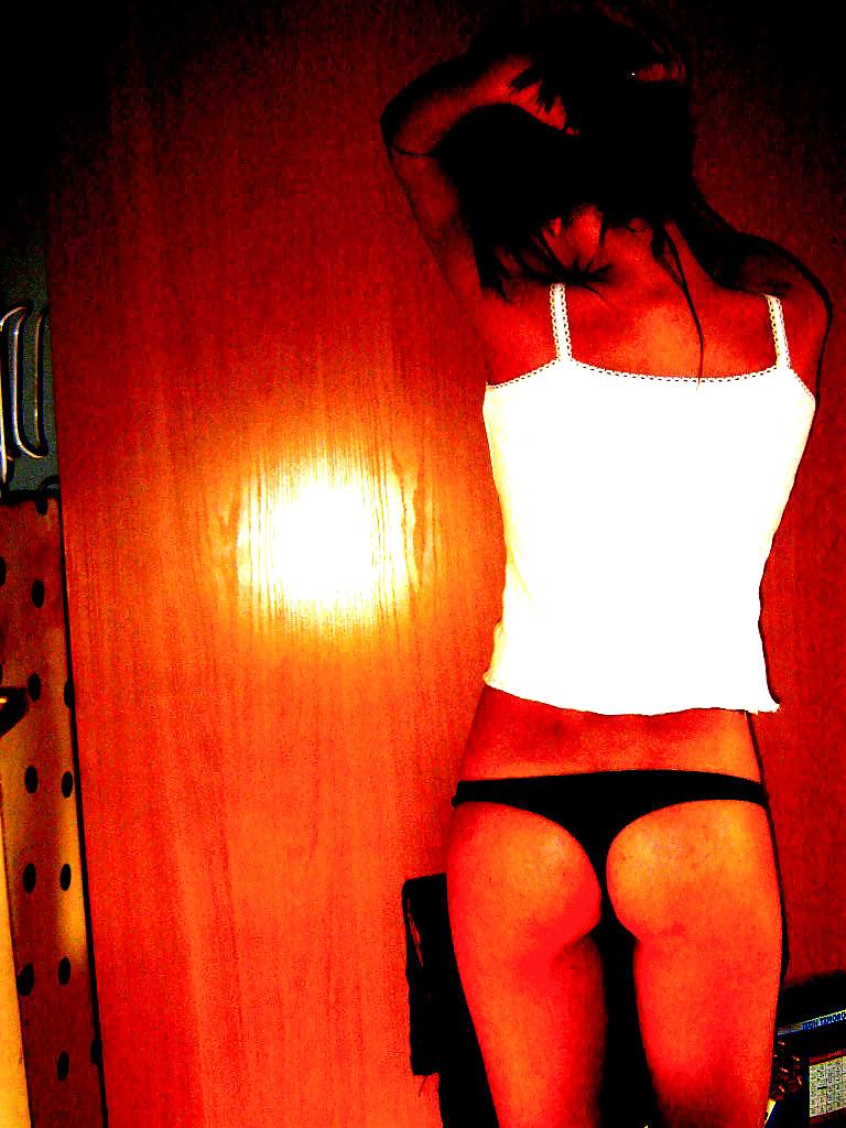 19P Cute Teen Homemade Secret Pictures 10!
