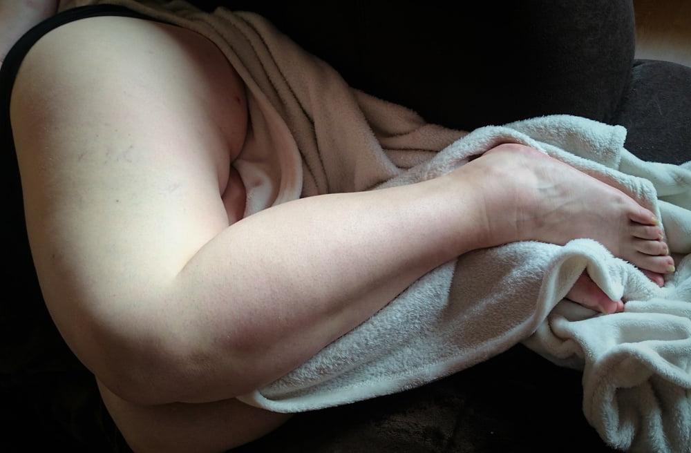 25P Sexy &amp; Chubby Legs 11