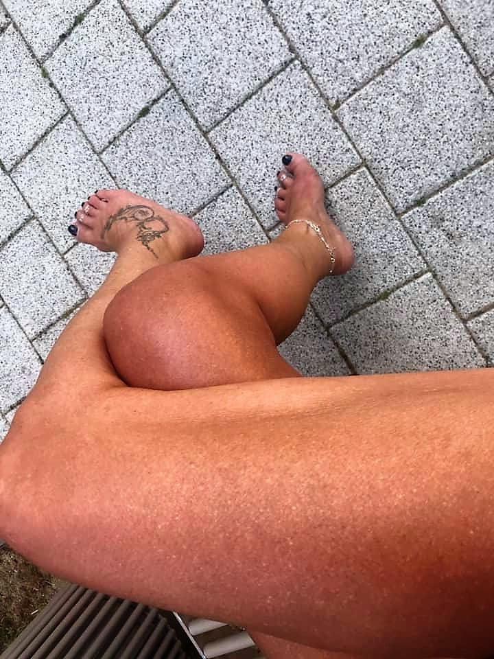 25P Sexy &amp; Chubby Legs 11
