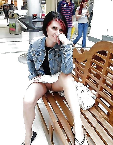 25P Varius upskirt in public