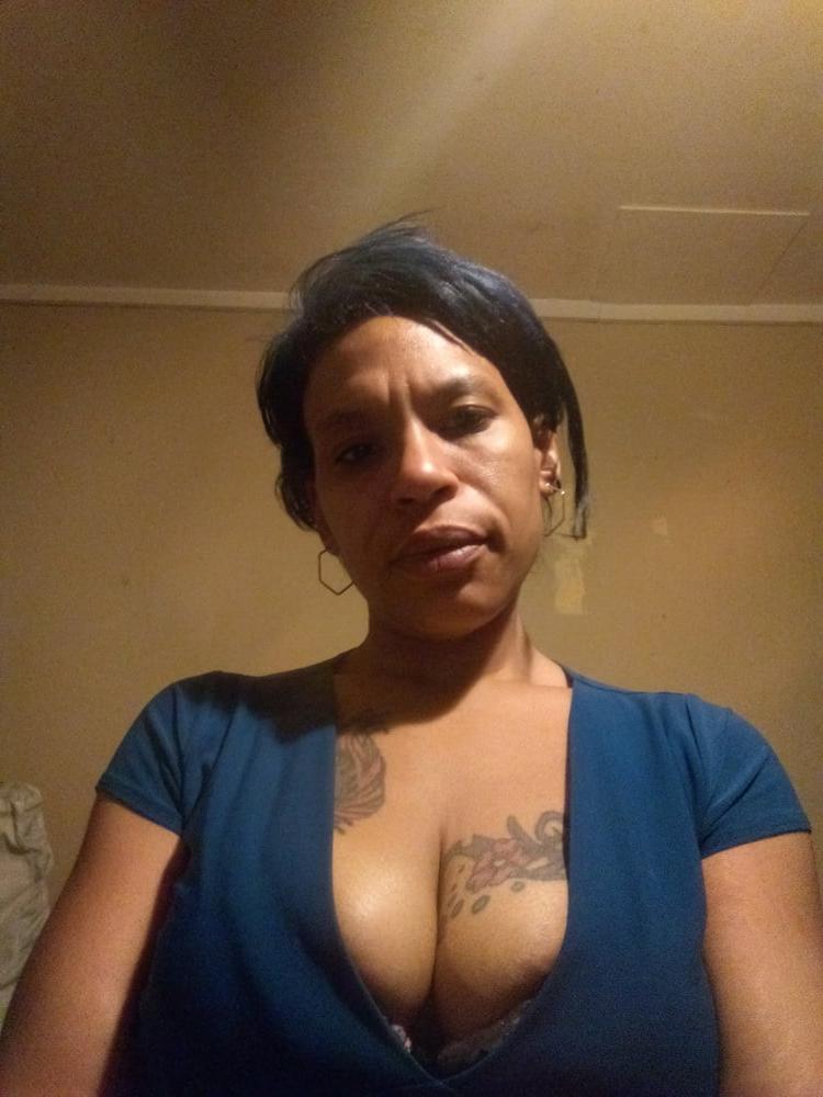 25P Selfies