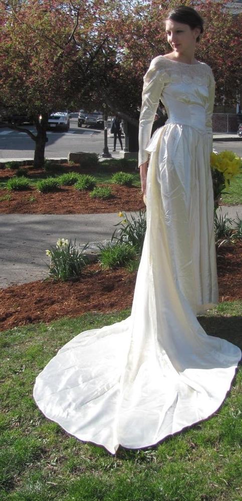 25P Silky wedding bride gowns &amp; dresses 1