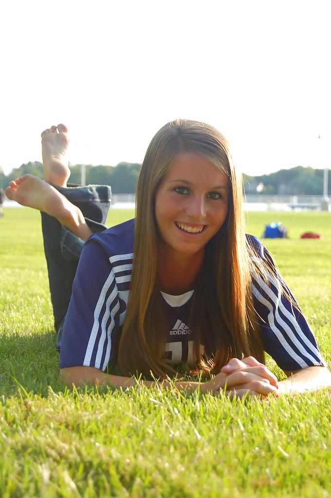 20P Teens and feet 3