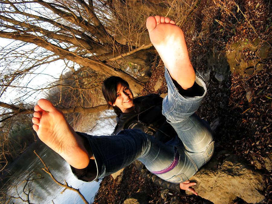 20P Teens and feet 3