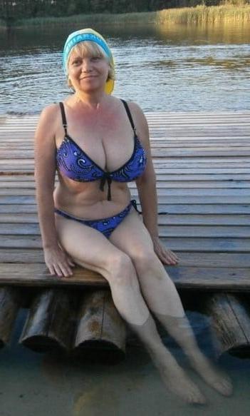 14P Chubby tits