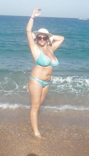 20P NIce chubby tits