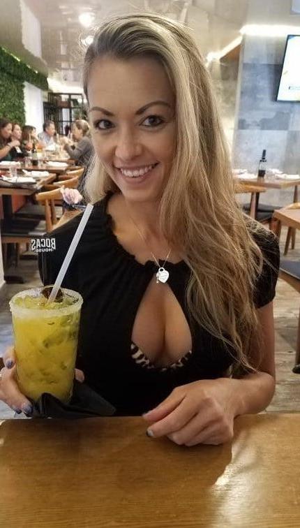 25P Women Need Exposure 841 - Hawaiian Whore