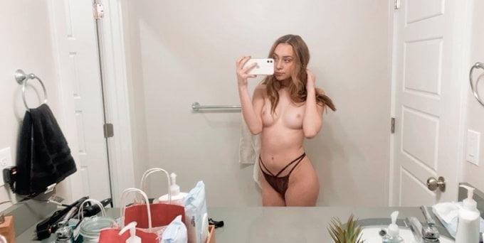 22P REAL WOMEN 341