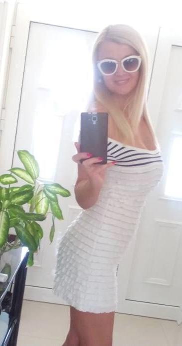 5P My Blonde Bimbo Mom Stolen Pics #2 ONLY FOR BIG BLACK COCKS