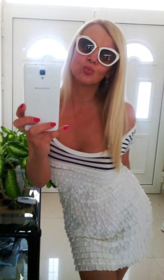5P My Blonde Bimbo Mom Stolen Pics #2 ONLY FOR BIG BLACK COCKS