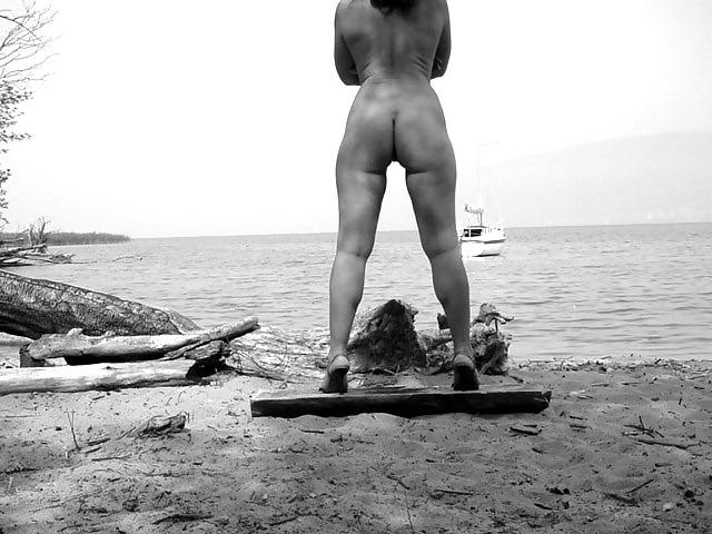 25P Nude Art