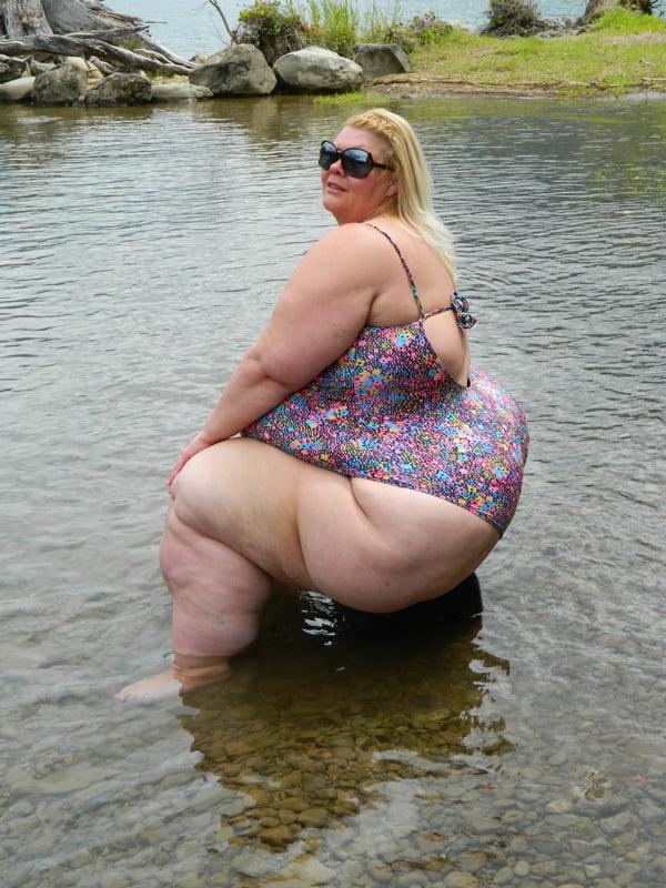 25P BBW Goddess #392