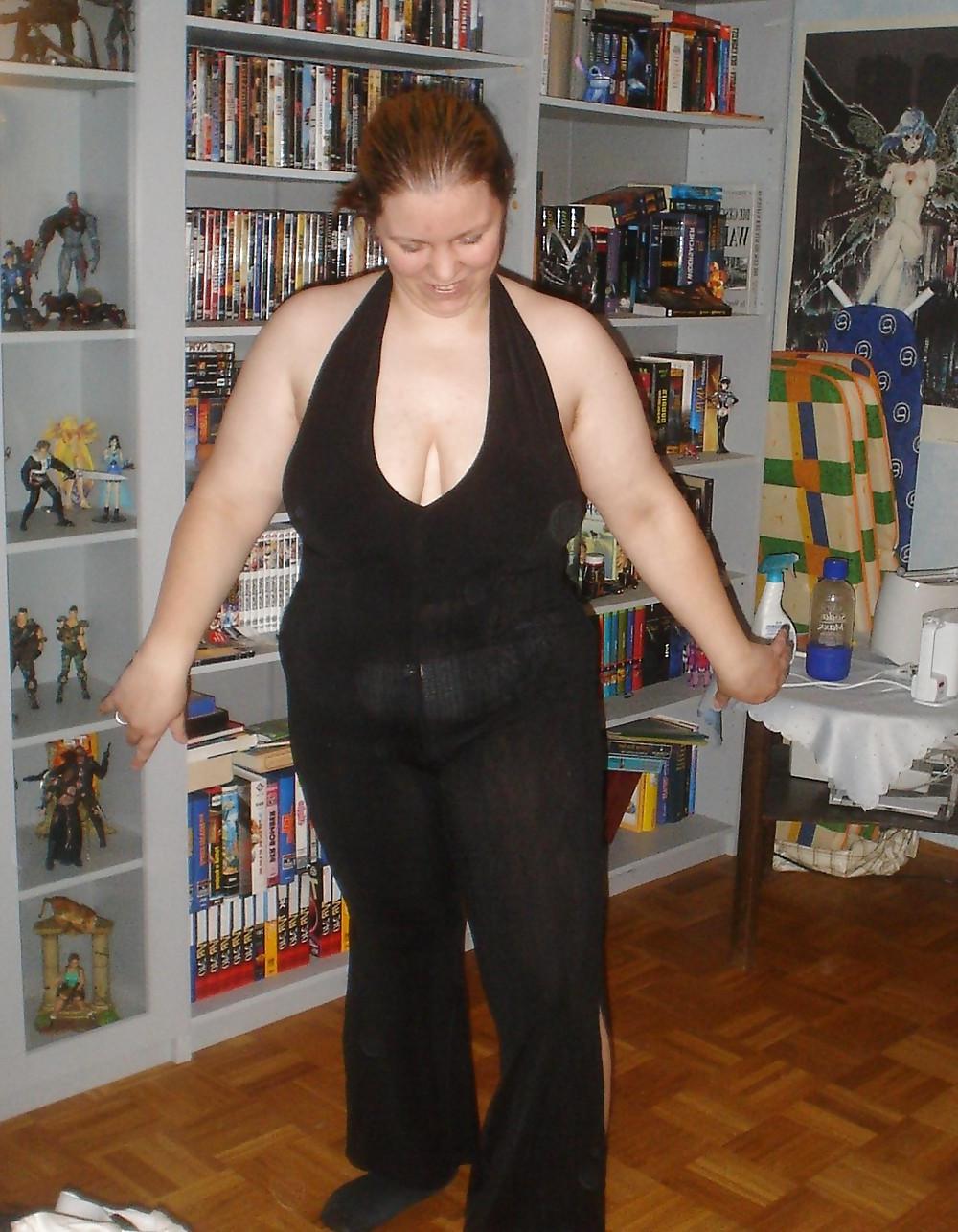 25P Chubby Milf Part 2