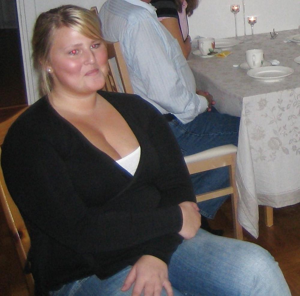25P Chubby swedish girl
