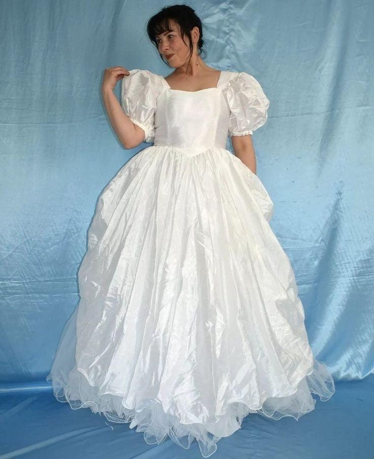 25P Silky wedding bride gowns &amp; dresses 2