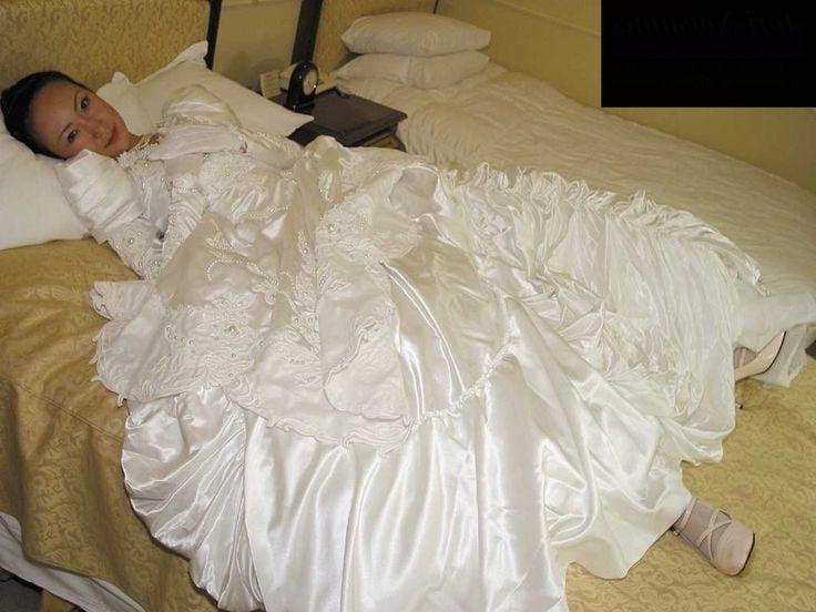25P Silky wedding bride gowns &amp; dresses 2