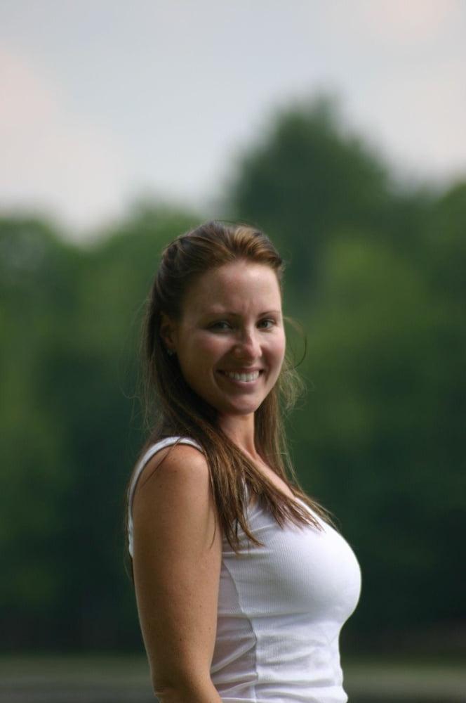 25P Women Need Exposure 825 - Classic Wife