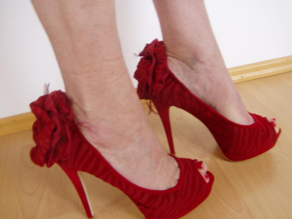 13P HEELS