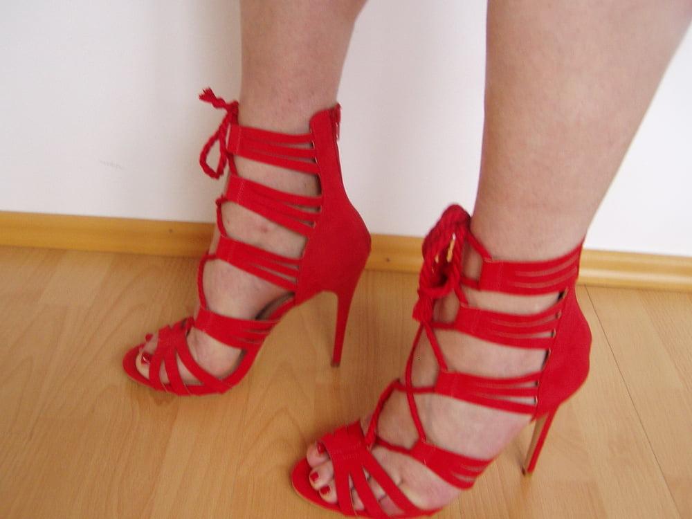 13P HEELS