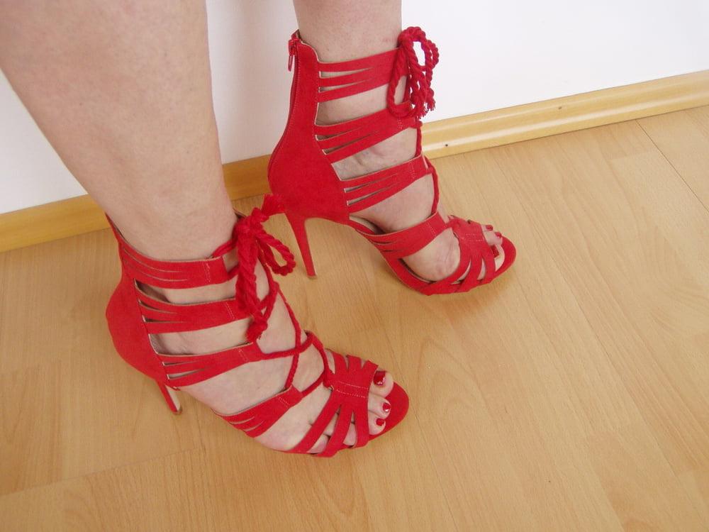 13P HEELS