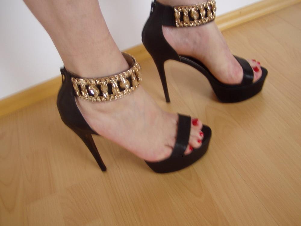 13P HEELS
