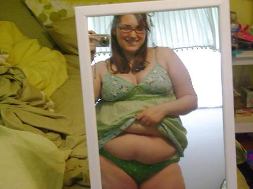 25P Chubby Selfshots 1