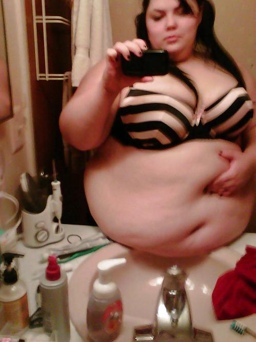 25P Chubby Selfshots 1