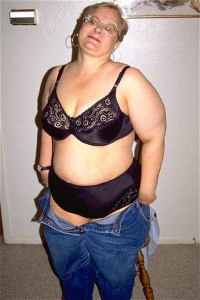 14P Mature  a little chubby