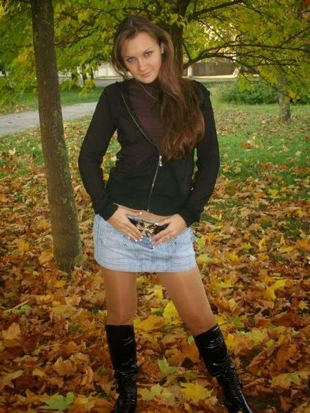 16P cute milf