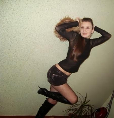 16P cute milf