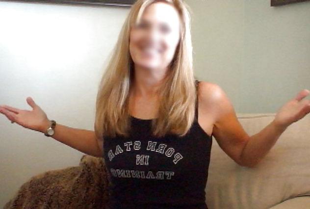 10P MAture Wife Enjoys BBC