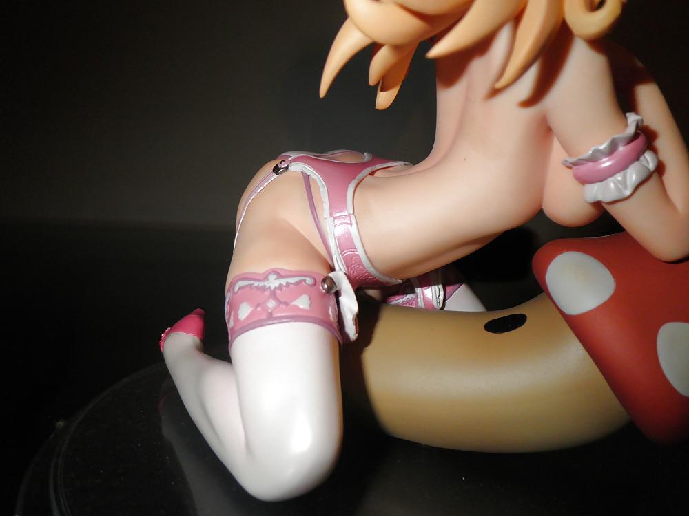 25P Figure bukkake 32 (princess bitch) aka princess peach