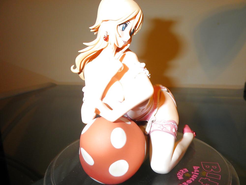 25P Figure bukkake 32 (princess bitch) aka princess peach